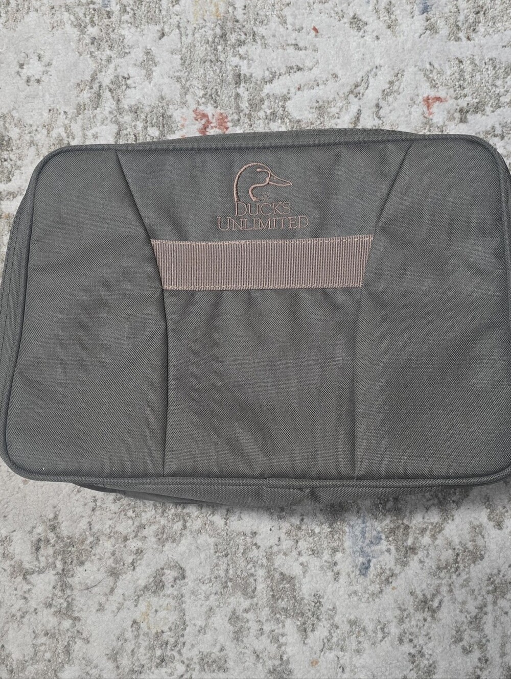 Ducks Unlimited Olive Green Travel Organizer Bag 10" x 14" x 5.25"
